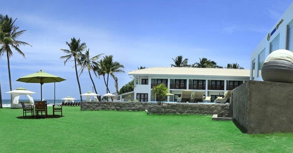 Avenra Beach Хиккадува Экстерьер фото