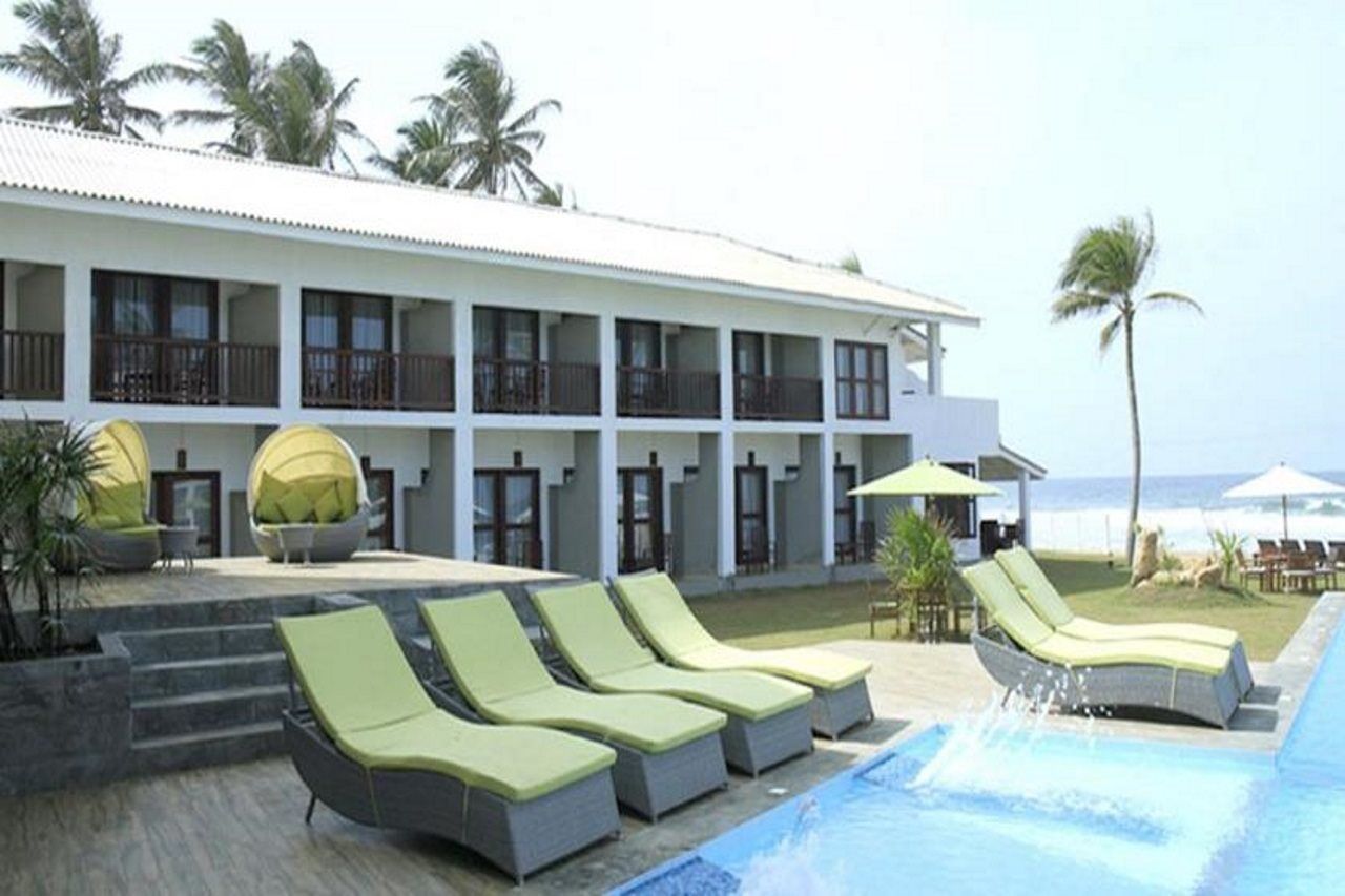 Avenra Beach Хиккадува Экстерьер фото